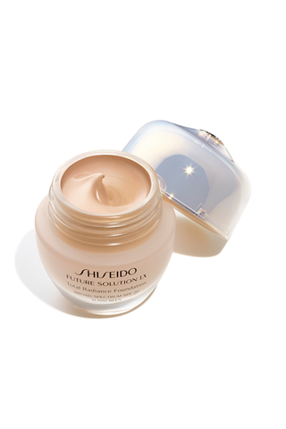 Shiseido foundation Future Solution LX